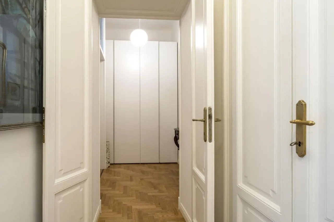Lejlighed Easylife - Comoda Residenza Con Terrazzino Abitabile In Zona Sant Ambrogio Milano
