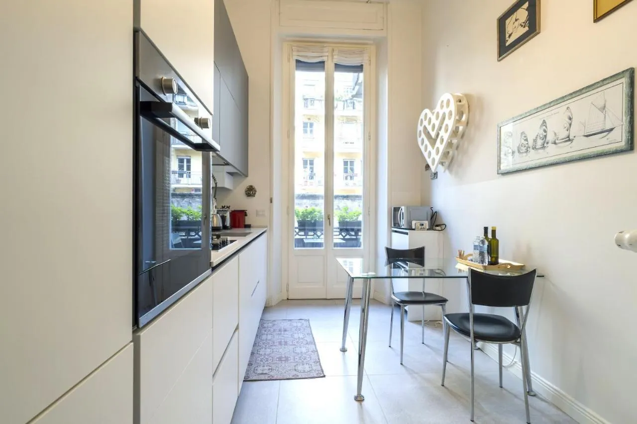Lejlighed Easylife - Comoda Residenza Con Terrazzino Abitabile In Zona Sant Ambrogio Milano